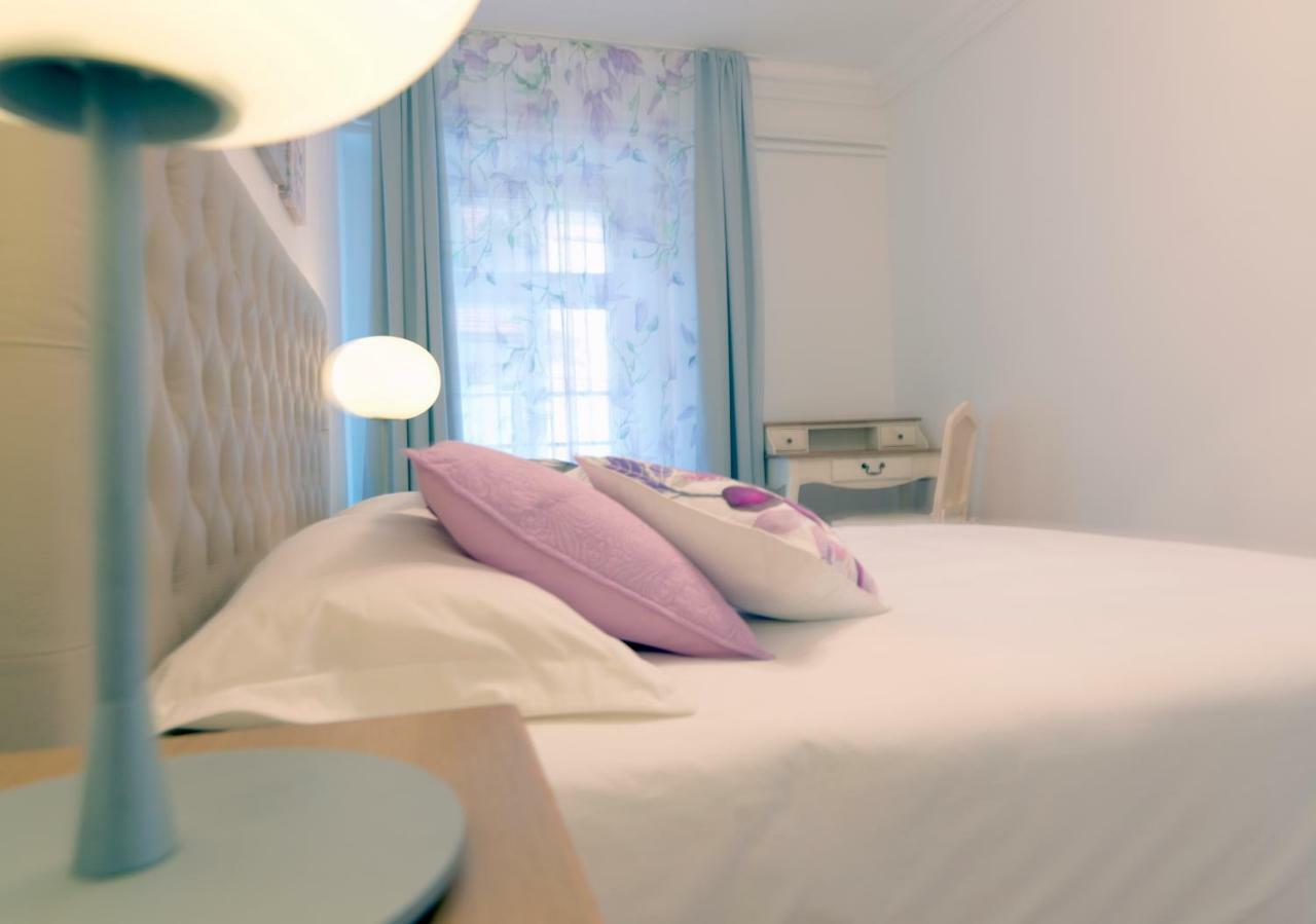 Pearl Apartment